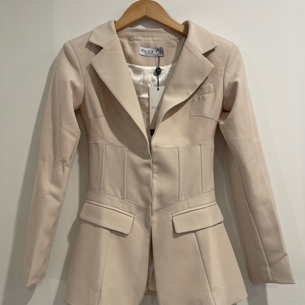 Club L London Unbeaten Cream Plunge Corset Waist Blazer
